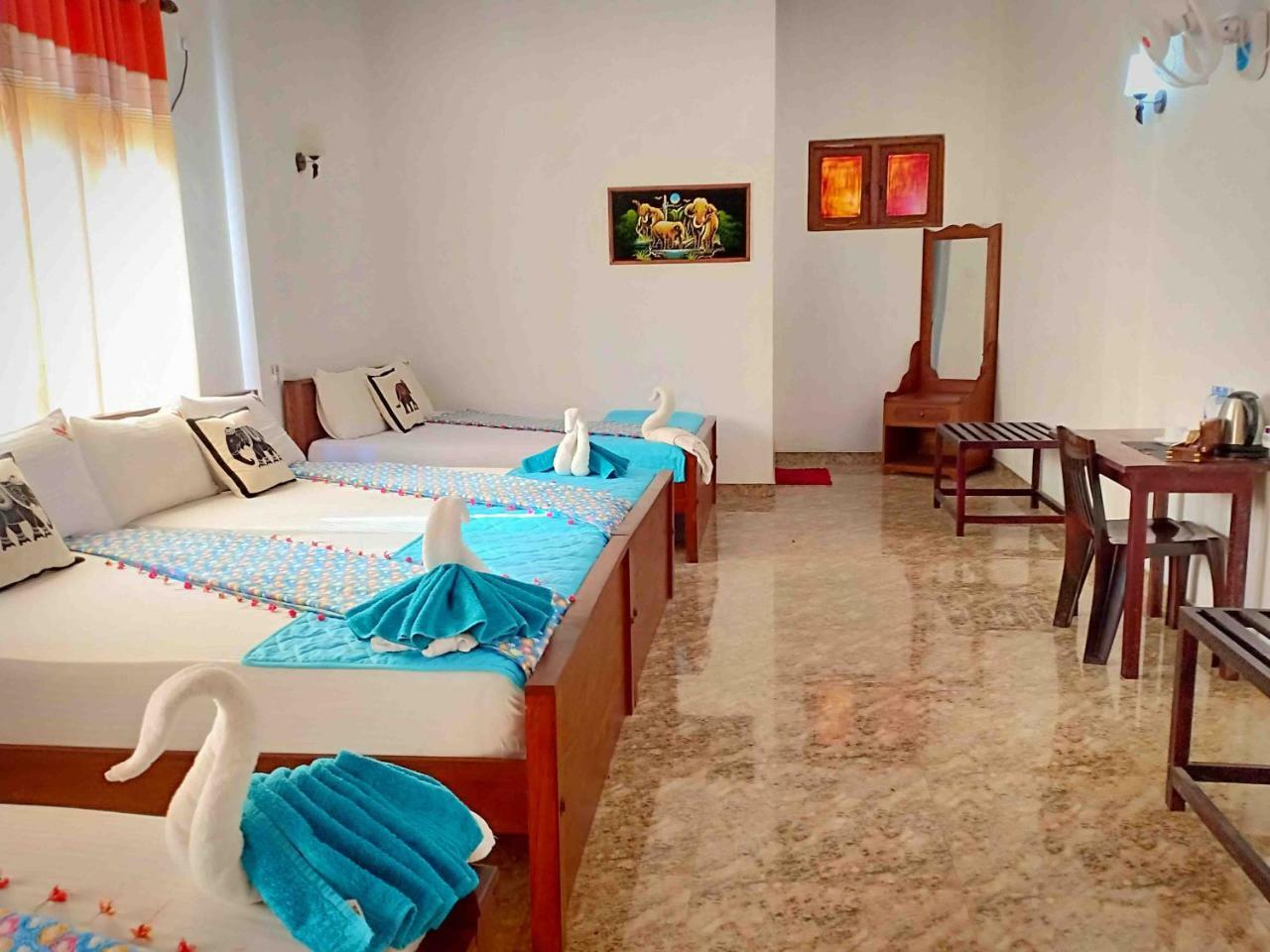Hungry Lion Resort Sigirija Zewnętrze zdjęcie